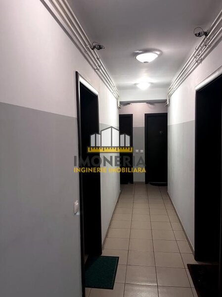 Garsoniera 34, parcare inclusa, 600 m metrou Aparatorii Patriei, proprietar